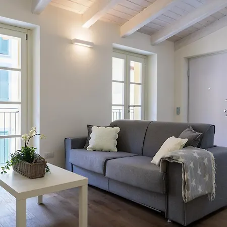 Palazzo Tatti - Bymyhomeincomo * Como