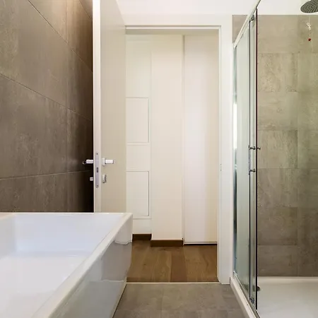 Apartment Palazzo Tatti - Bymyhomeincomo Como